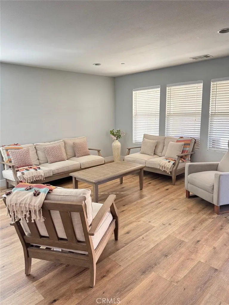 37507 Citron Place, Palmdale, California 93551 home-pic-12