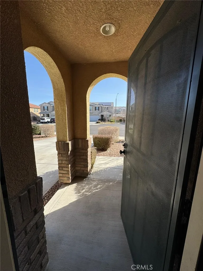 37507 Citron Place, Palmdale, California 93551 home-pic-10