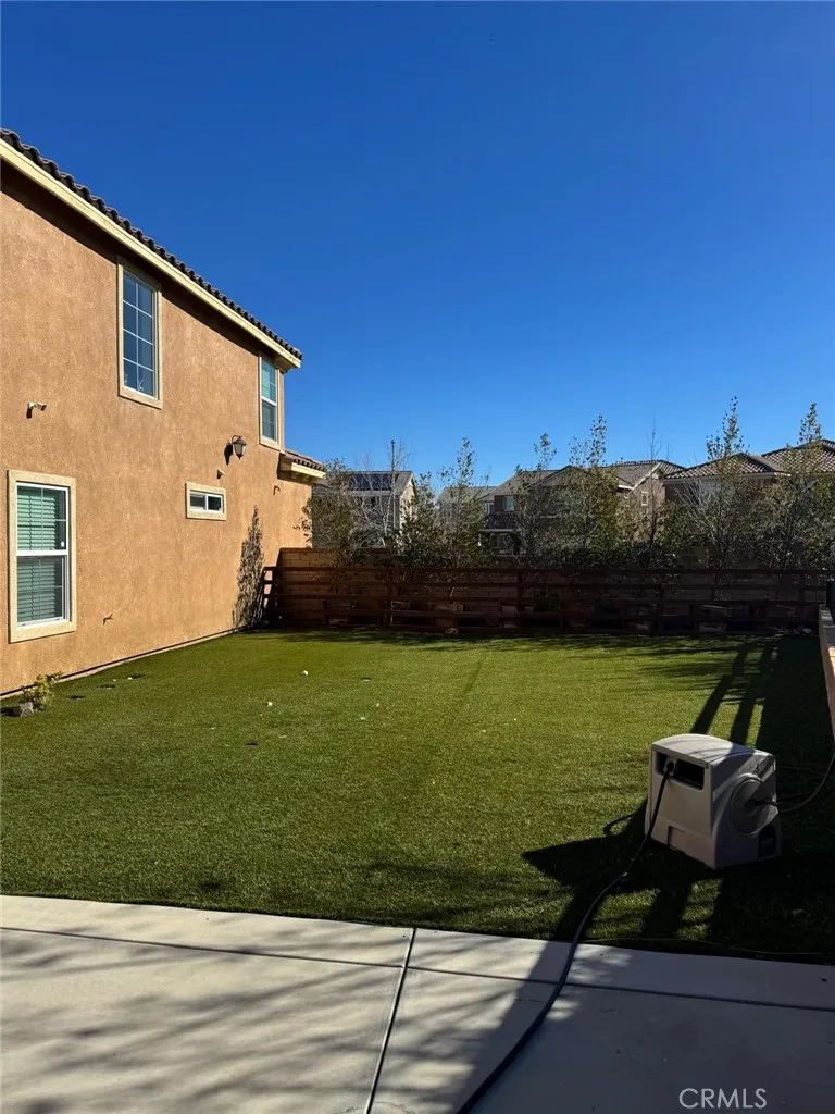 37507 Citron Place, Palmdale, California 93551 home-pic-8