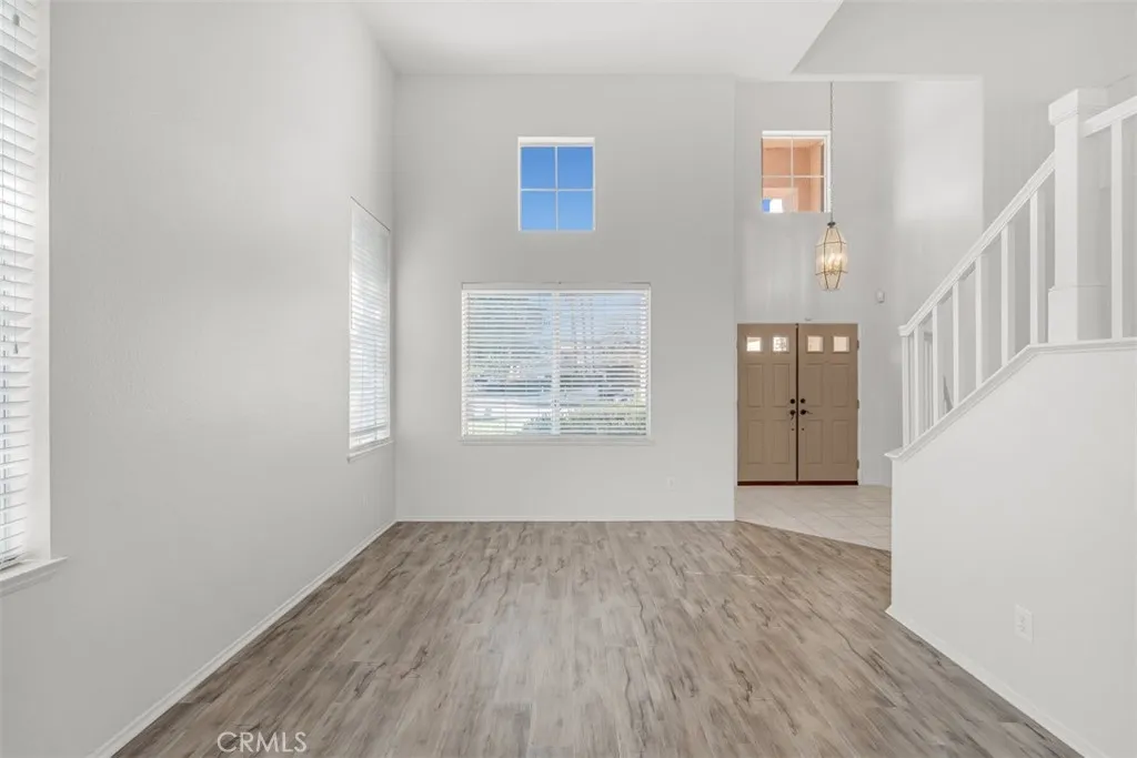 3059 Vera Cruz, Corona, California 92882 home-pic-10