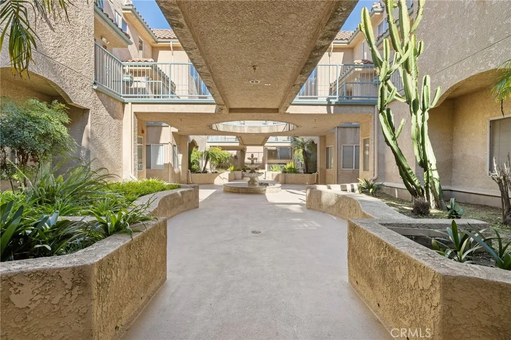 2748 Borchard, Newbury Park, California 91320 home-pic-17