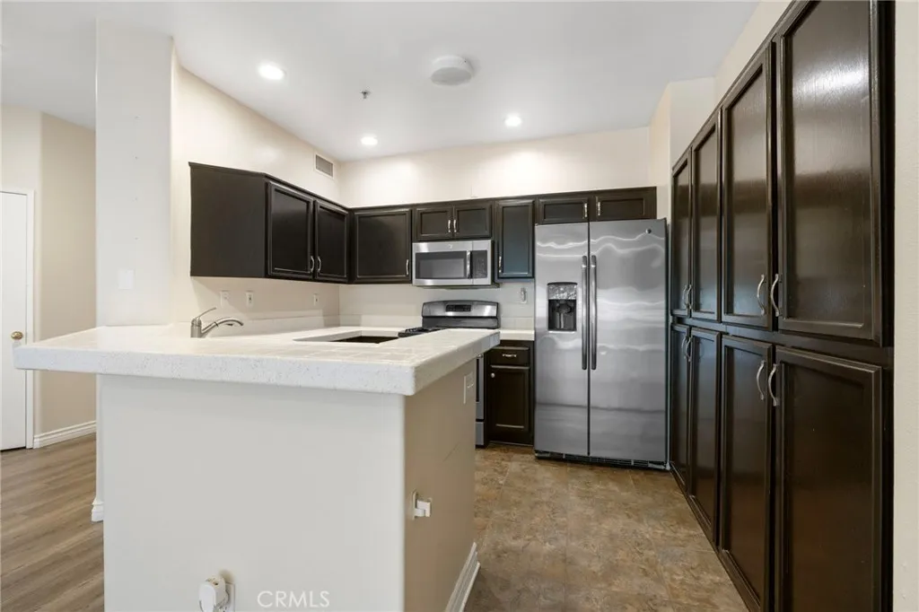 2748 Borchard, Newbury Park, California 91320 home-pic-3
