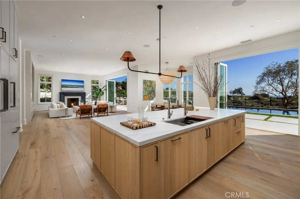 24 Fairway, Newport Coast, California 92657 home-pic-12