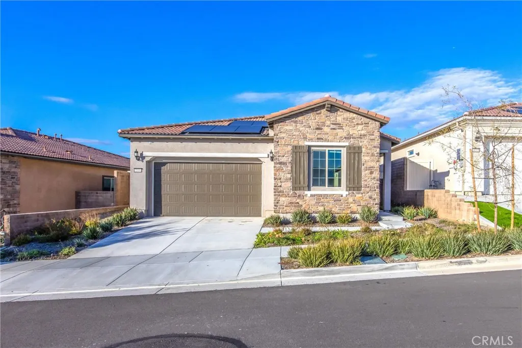11894 Greenpeak, Corona, California 92883 home-pic-2