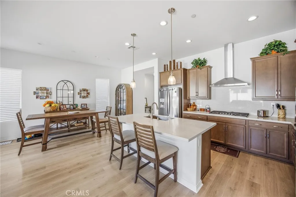 11894 Greenpeak, Corona, California 92883 home-pic-16