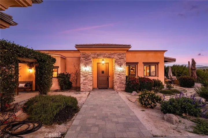 Welcoming walk to front door
