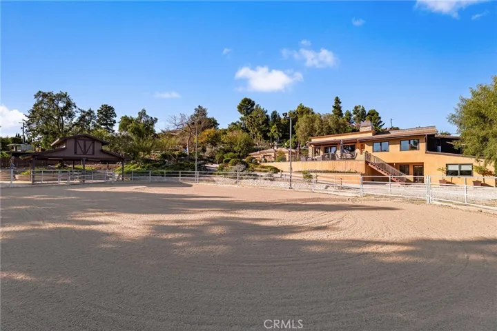Rare opportunity to add anything you can dream of to this mostly flat lot.
