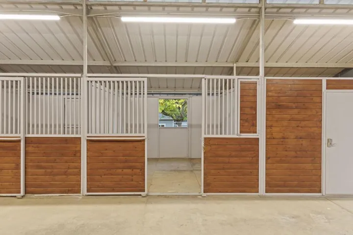 First 8 Stalls are 12x12 and 4 are In and Outs