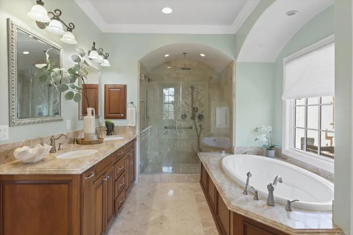 Primary Spa Like Bathroom