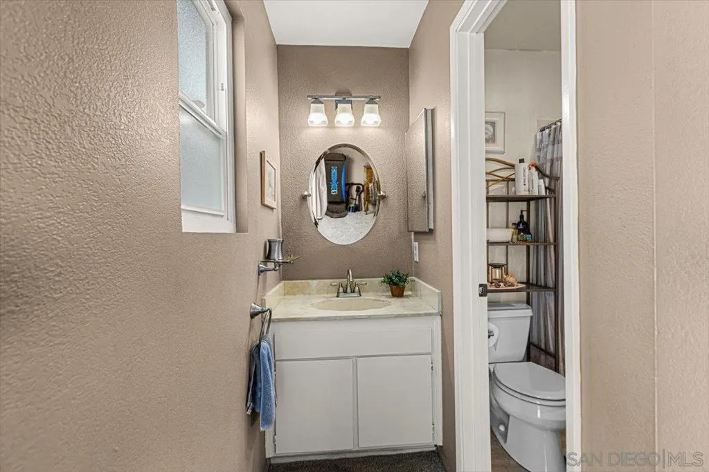 6566 Glidden Lane, San Diego, California 92111 home-pic-18