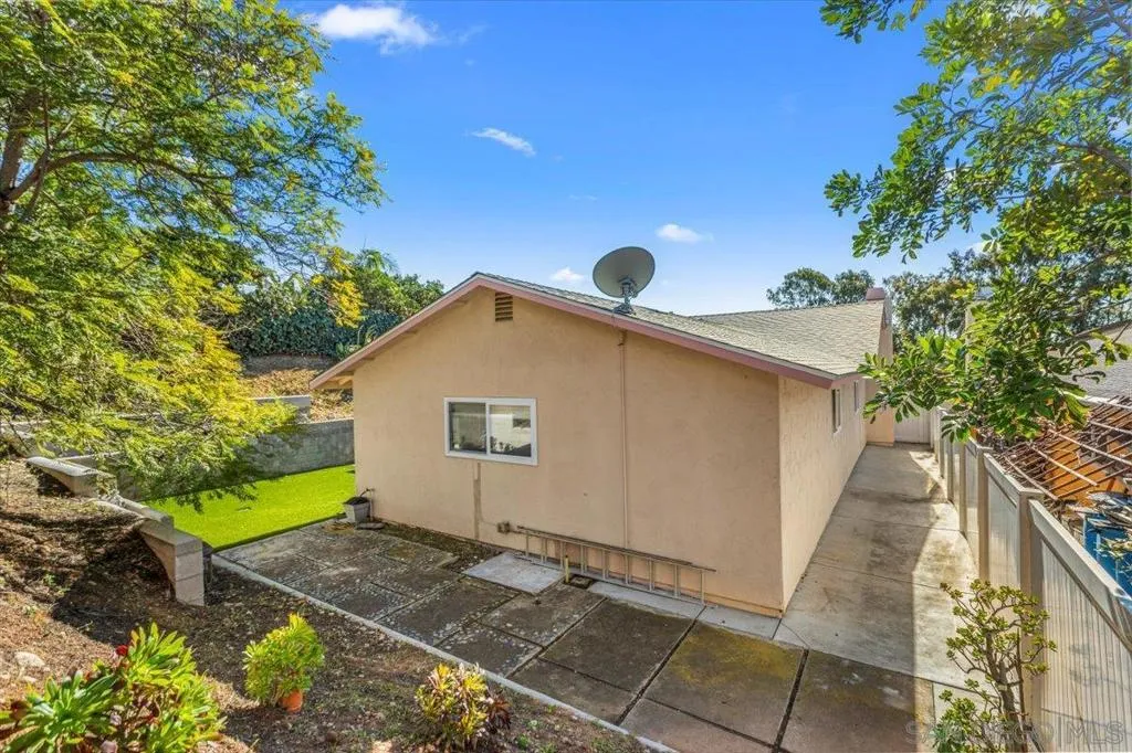6566 Glidden Lane, San Diego, California 92111 home-pic-22
