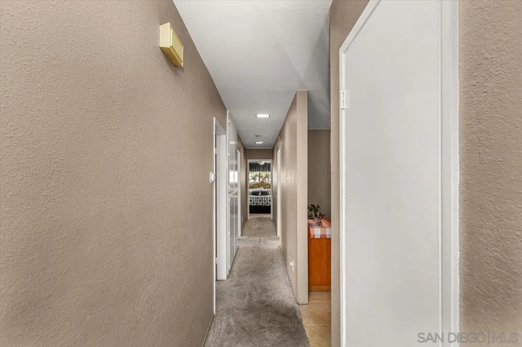 6566 Glidden Lane, San Diego, California 92111 home-pic-9