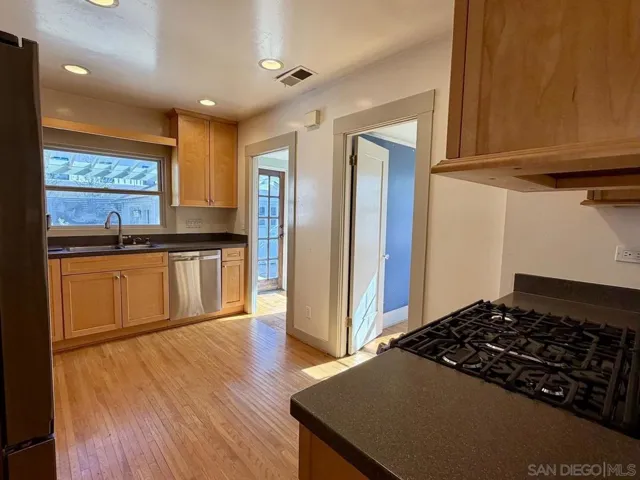 3917 Hawk St, San Diego, California 92103
