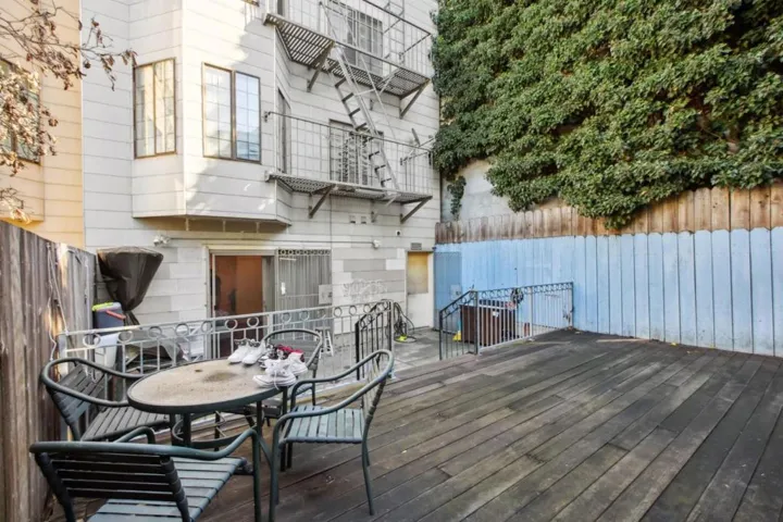 1615 Oakdale Avenue, San Francisco, California 94124