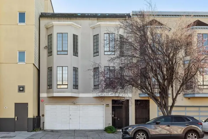 1615 Oakdale Avenue, San Francisco, California 94124