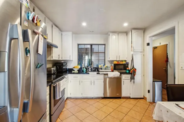 1615 Oakdale Avenue, San Francisco, California 94124