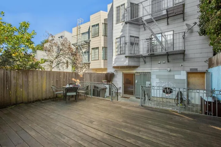 1615 Oakdale Avenue, San Francisco, California 94124