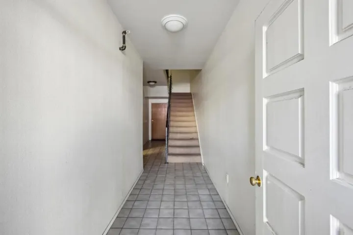 1615 Oakdale Avenue, San Francisco, California 94124