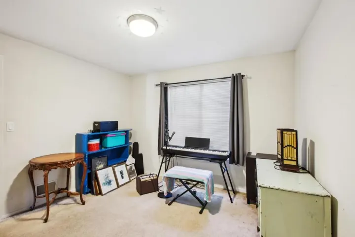 1615 Oakdale Avenue, San Francisco, California 94124