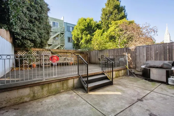 1615 Oakdale Avenue, San Francisco, California 94124