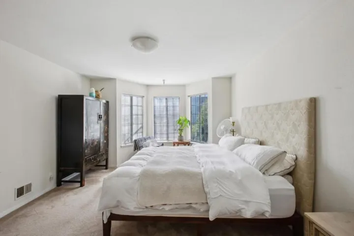 1615 Oakdale Avenue, San Francisco, California 94124