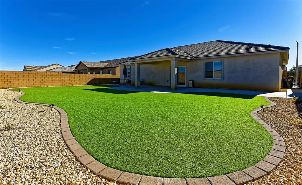 12268 Verano, Victorville, California 92392 home-pic-28