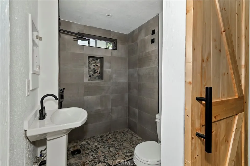26331 Alpine, Twin Peaks, California 92391 home-pic-11