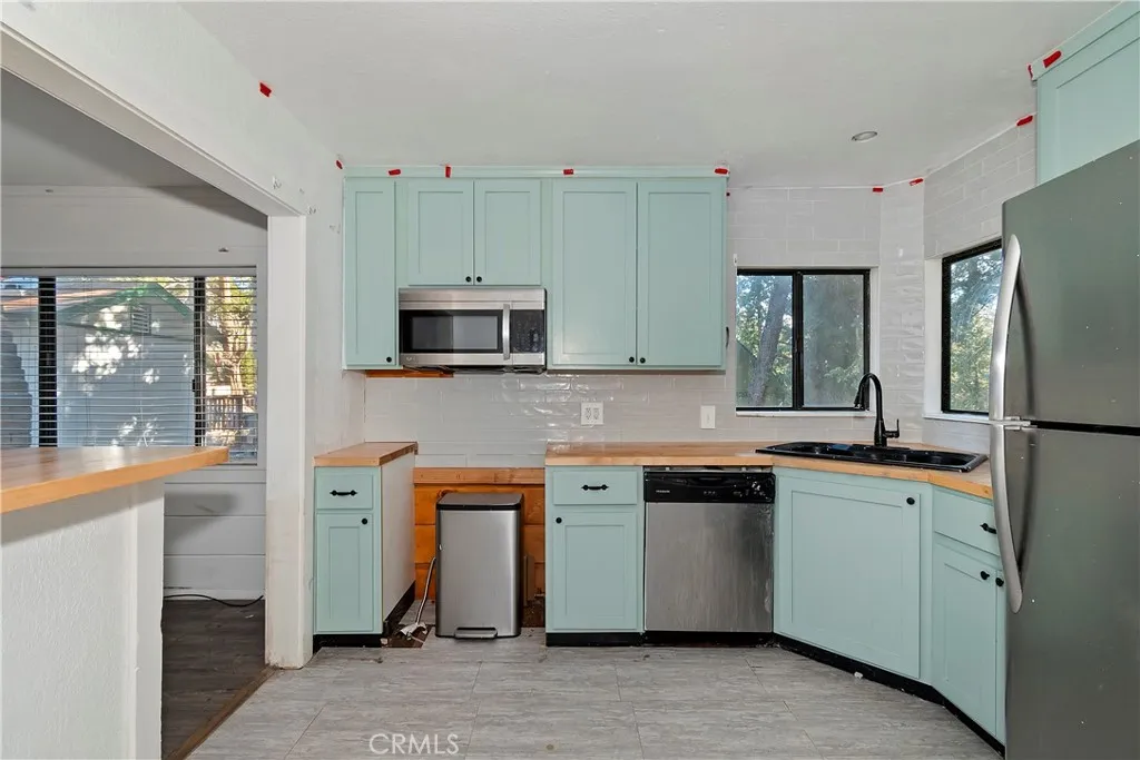 26331 Alpine, Twin Peaks, California 92391 home-pic-5