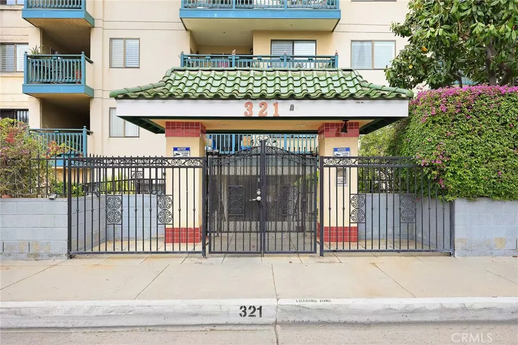 321 N Orange Avenue 103, Monterey Park, California 91755 home-pic-2