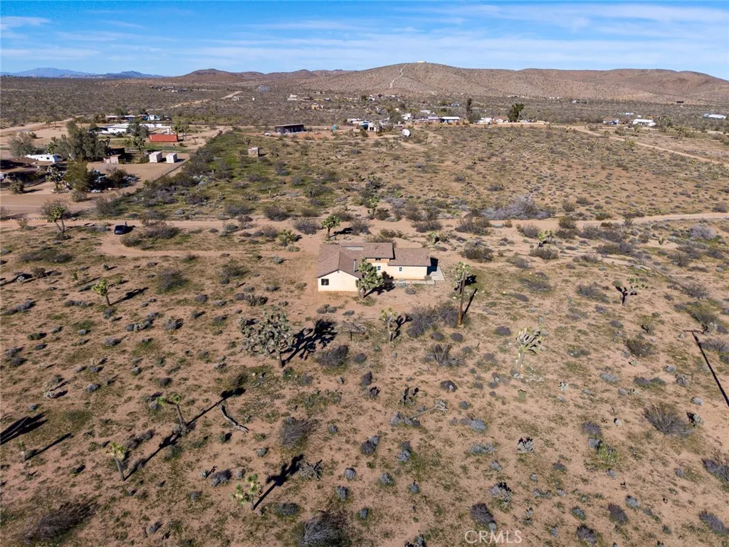 59375 Breezy, Yucca Valley, California 92284 home-pic-47