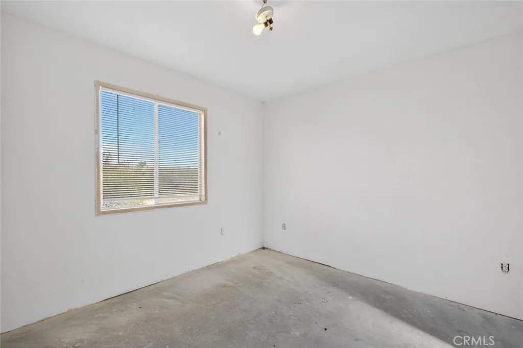 59375 Breezy, Yucca Valley, California 92284 home-pic-29