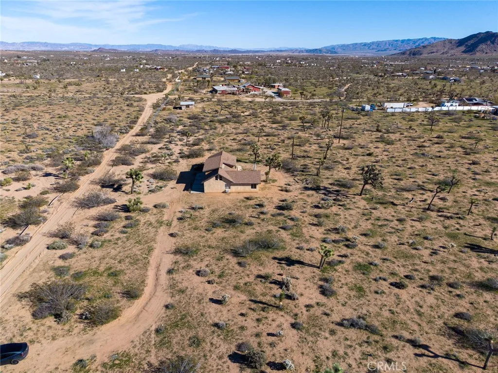 59375 Breezy, Yucca Valley, California 92284 home-pic-45