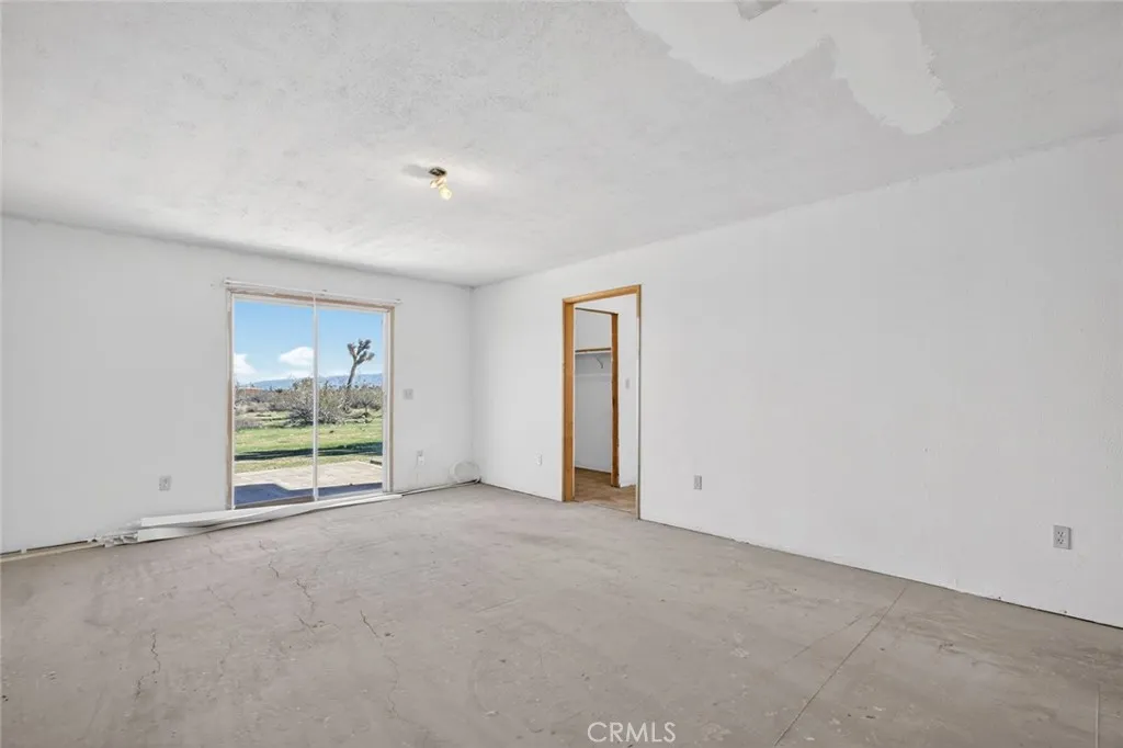 59375 Breezy, Yucca Valley, California 92284 home-pic-18