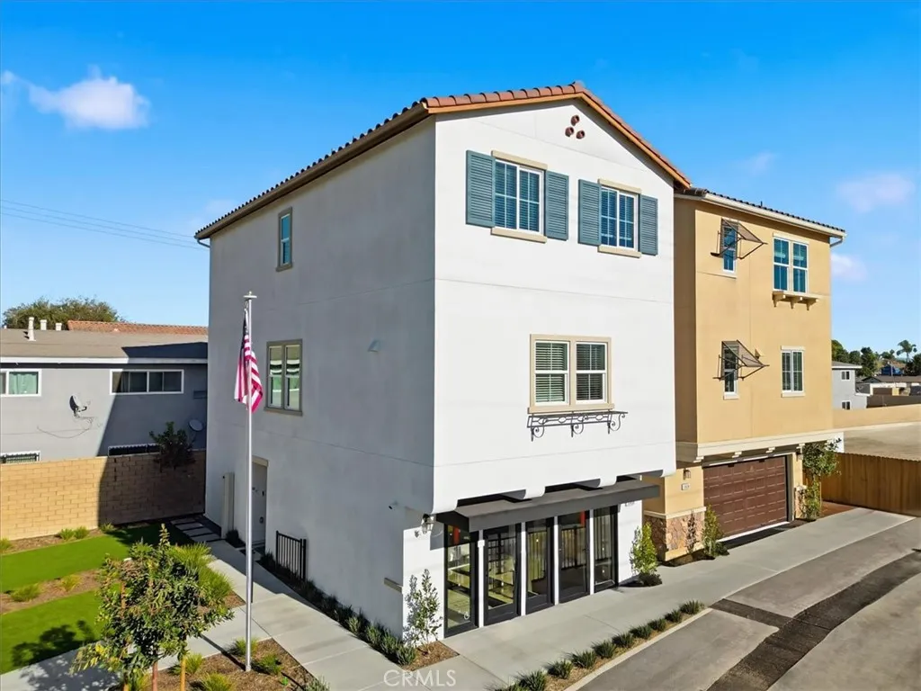 11444 Clover Lane, El Monte, California 91731 home-pic-1