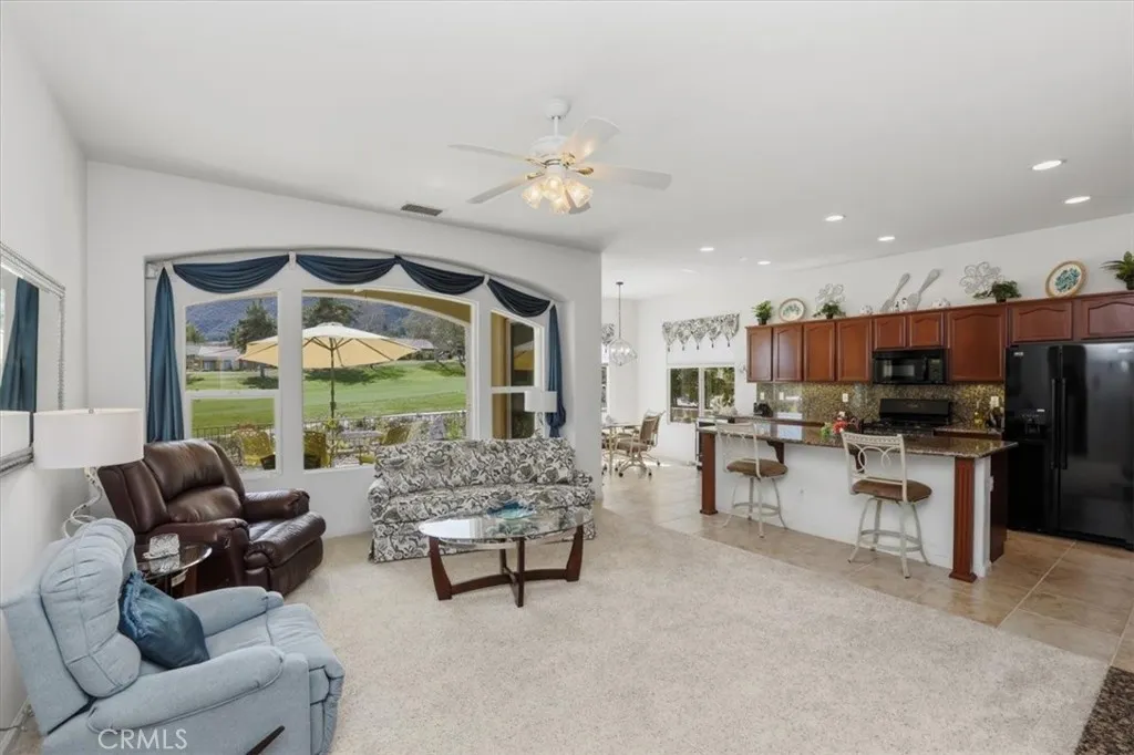 9359 Robinson, Corona, California 92883 home-pic-13