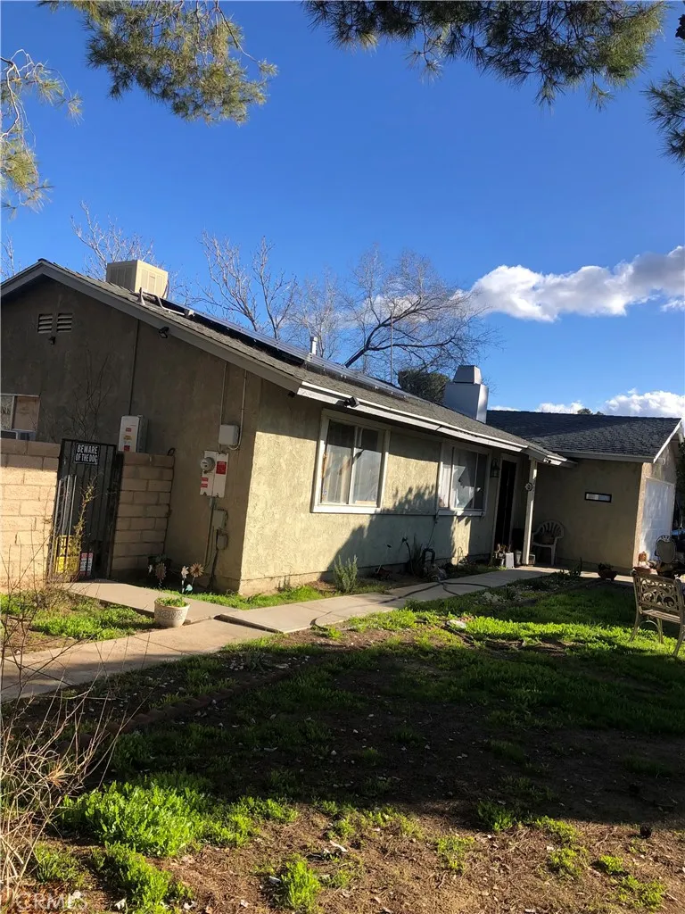 40214 174th E, Palmdale, California 93591 home-pic-1
