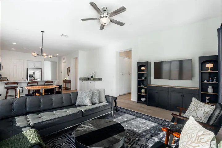 282PaseoVistaCircle-17