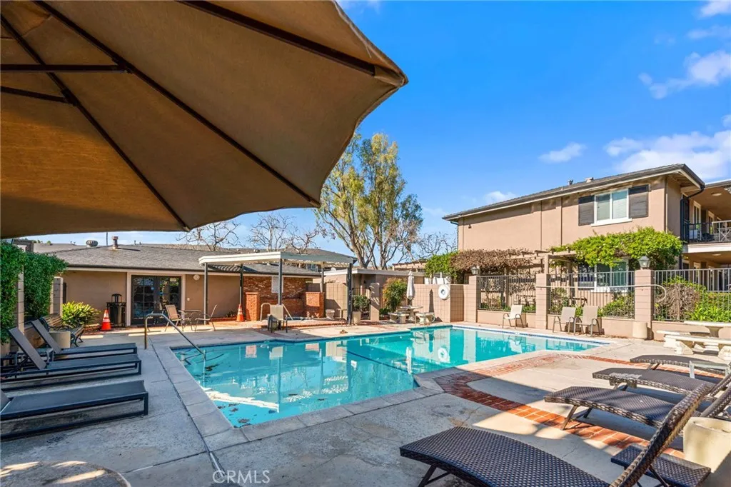 660 S Glassell 48, Orange, California 92866 home-pic-12