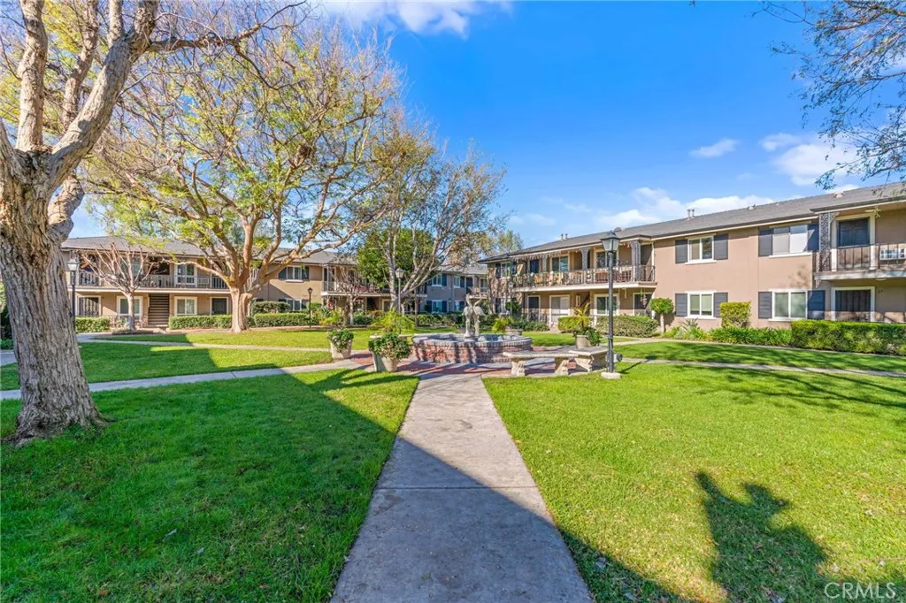 660 S Glassell 48, Orange, California 92866 home-pic-11