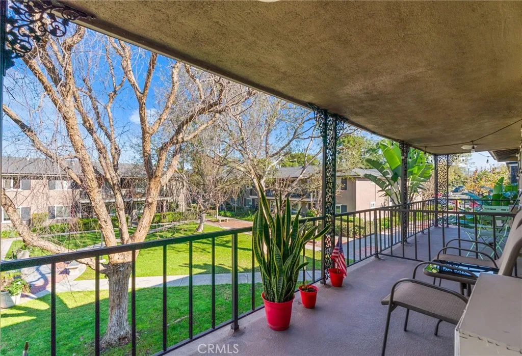 660 S Glassell 48, Orange, California 92866 home-pic-10