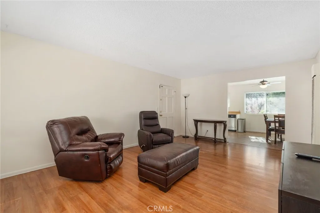 660 S Glassell 48, Orange, California 92866 home-pic-4