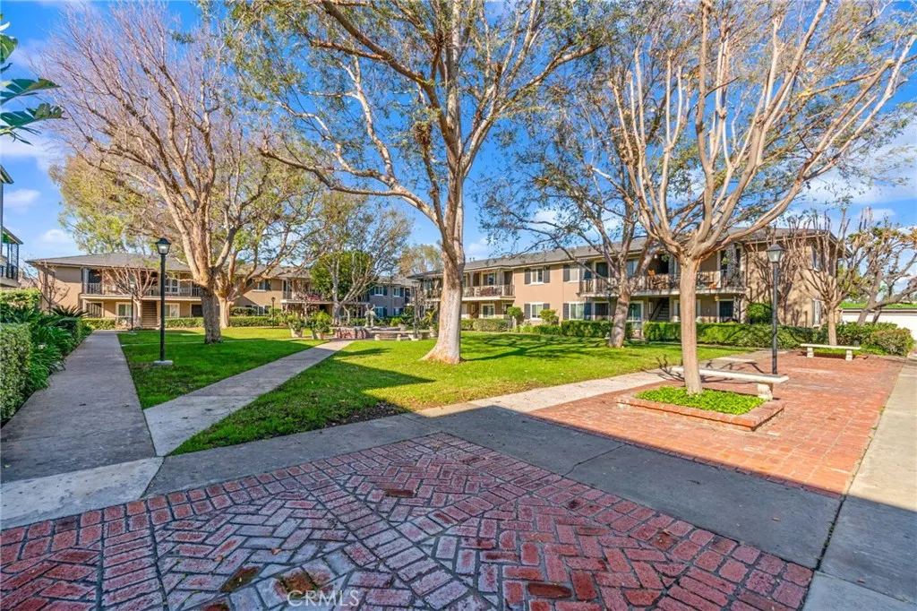 660 S Glassell 48, Orange, California 92866 home-pic-2