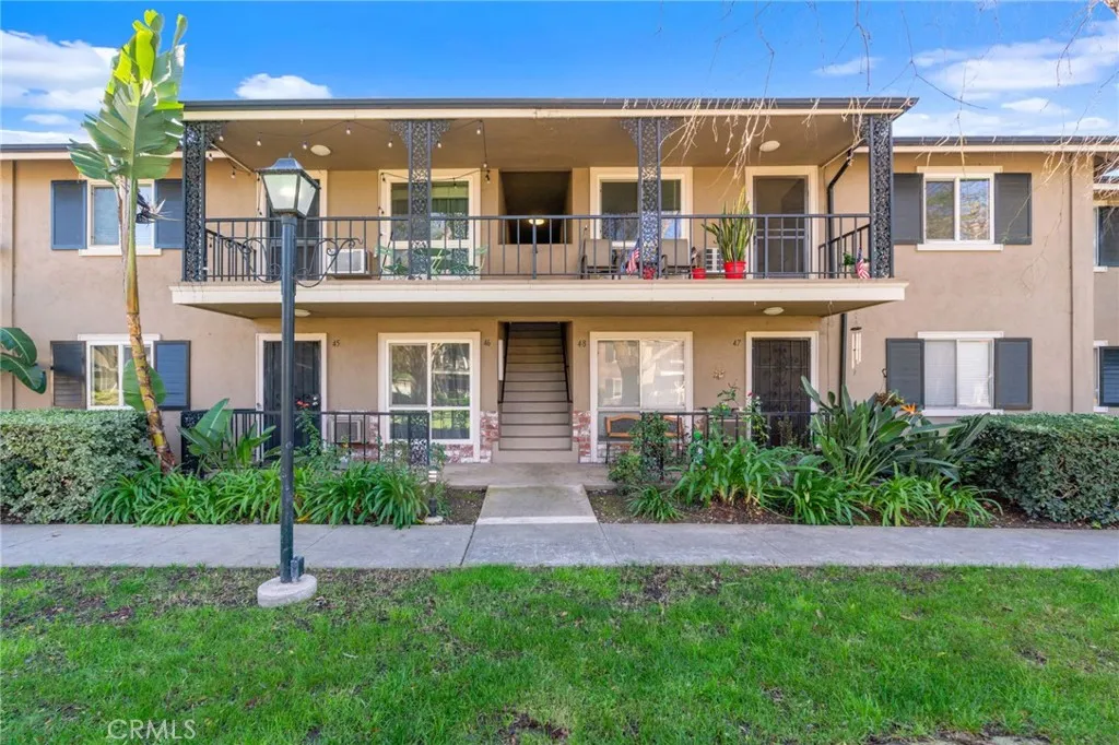 660 S Glassell 48, Orange, California 92866 home-pic-1