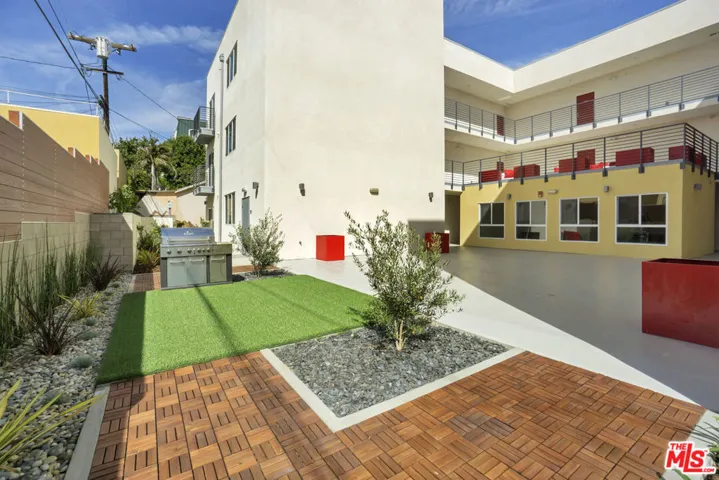 6925 Knowlton Place 302, Los Angeles, California 90045