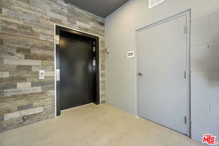 6925 Knowlton Place 302, Los Angeles, California 90045