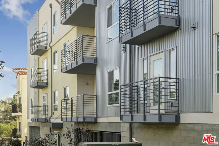 6925 Knowlton Place 302, Los Angeles, California 90045