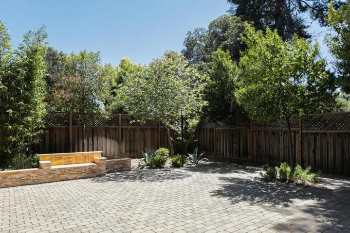 5100 El Camino Real 209, Los Altos, California 94022