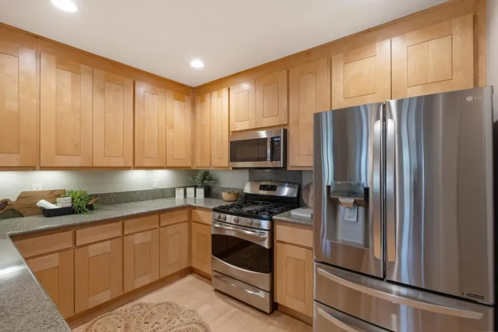 5100 El Camino Real 209, Los Altos, California 94022
