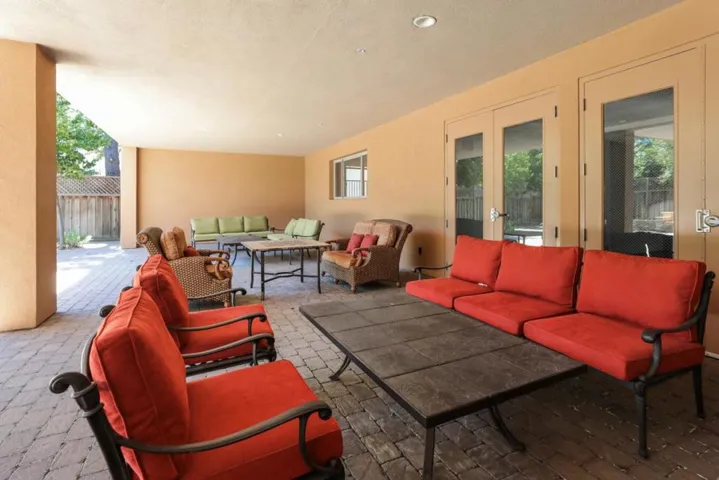 5100 El Camino Real 209, Los Altos, California 94022