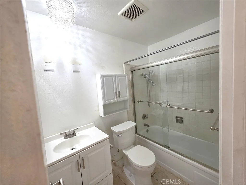 6848 Holbrook, Riverside, California 92504 home-pic-8